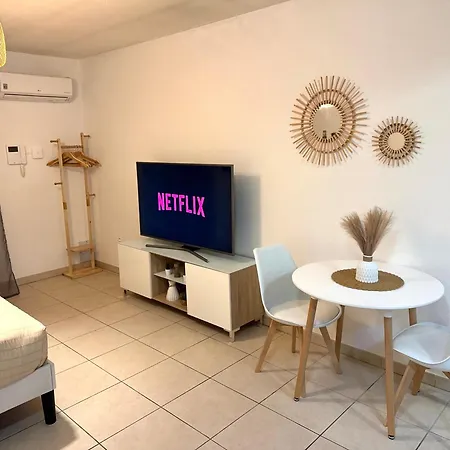Le Mila, Terrasse & Clim - Confort - Netflix * 로퀴에브륀캡마르탱